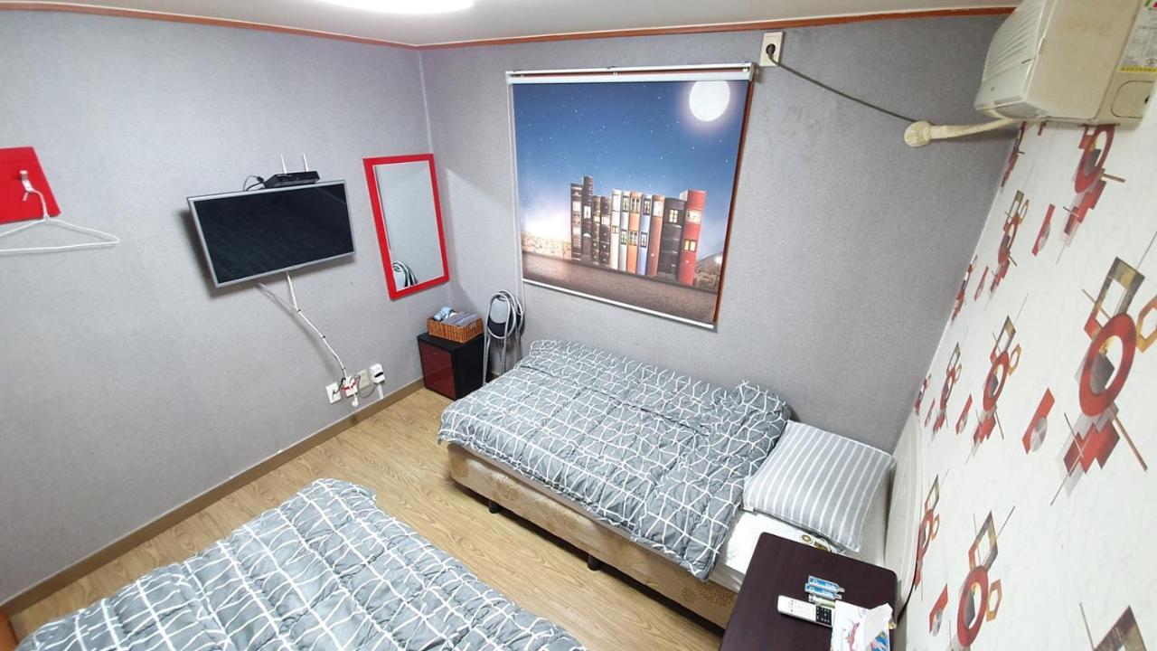 Hostel Hipzy *