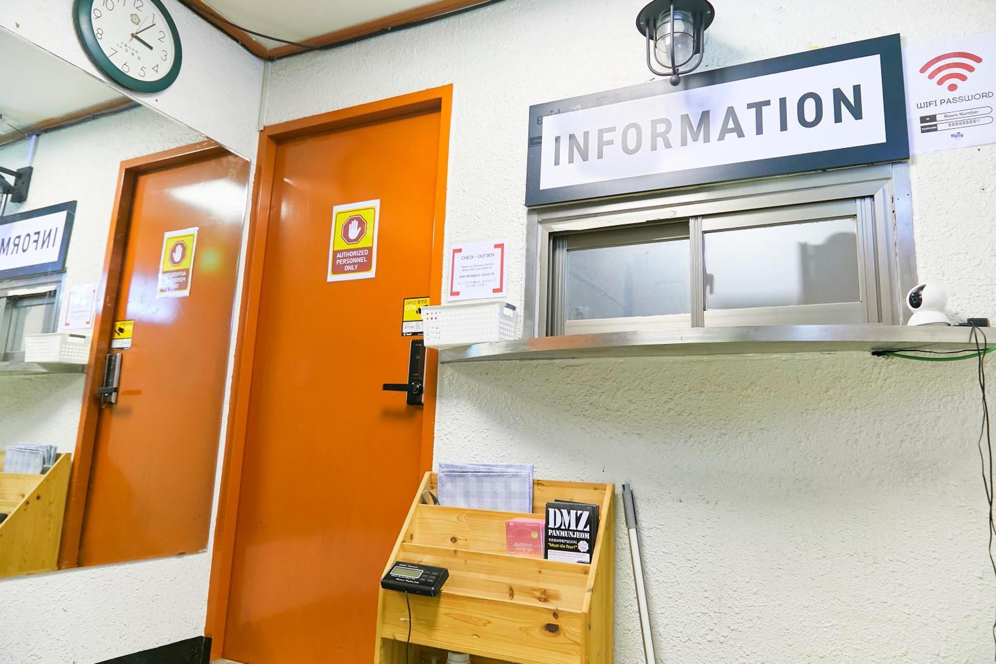 Hipzy Hostel
